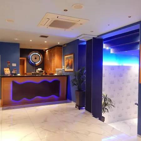 Lydia Hotel 2*